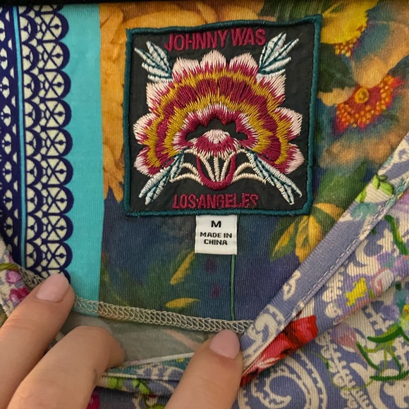 Johnny was longsleeve - Picture 2 of 2